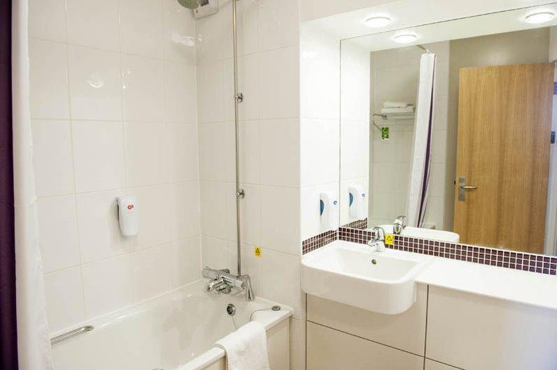Premier Inn Premier Inn Southend Airport Dış mekan fotoğraf